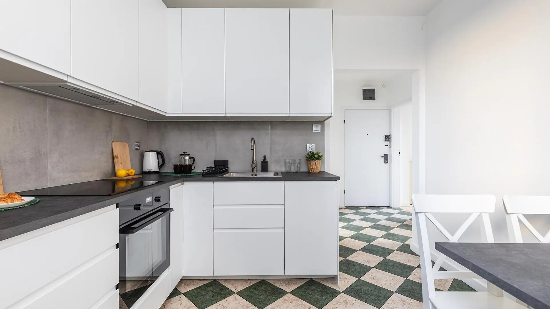 Superapart Ul. Powstancow Slaskich 108C Warsaw Apartment
